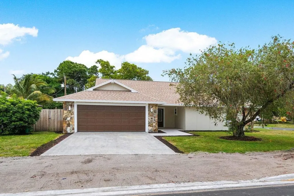 1614 SE Floresta Drive Port St Lucie FL 34983