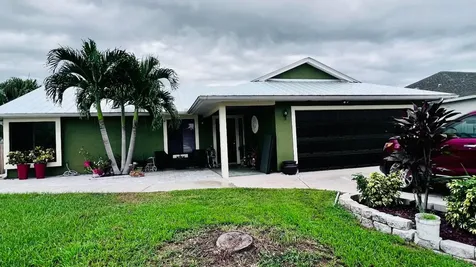 1355 SW Granville Avenue Port St Lucie FL 34953