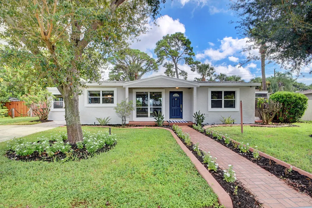 3432 Lake Osborne Drive Lake Worth Beach FL 33461