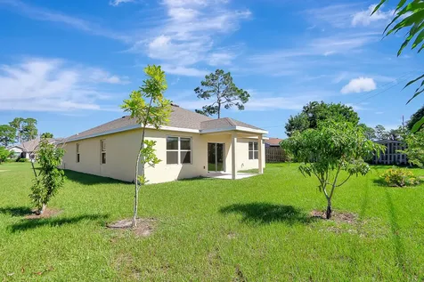1142 SW Ingrassina Avenue Port St Lucie FL 34953