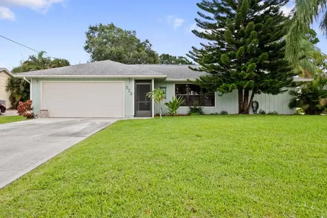 573 SW Aster Road Port St Lucie FL 34953