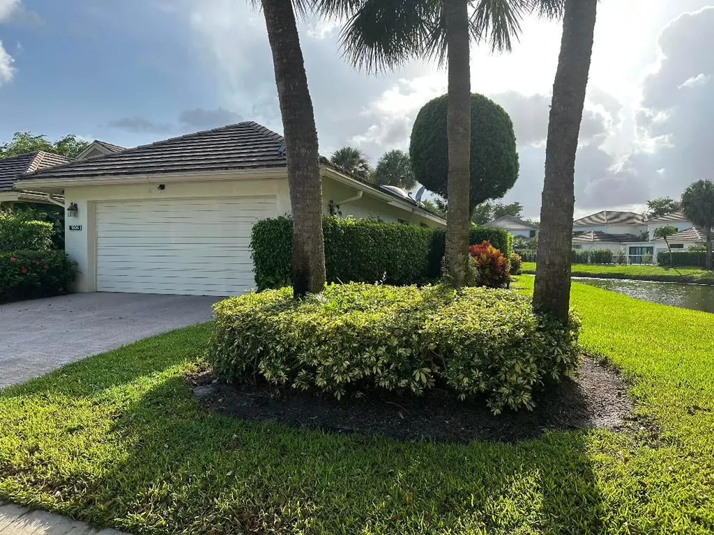 20053 Waters Edge Lane Boca Raton FL 33434