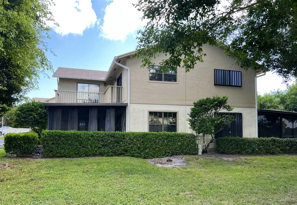 7466 SE Jamestown Terrace Hobe Sound FL 33455