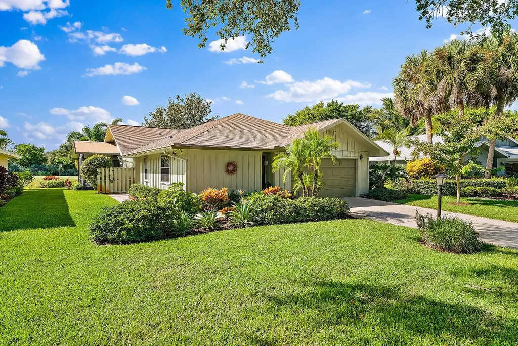 12850 SE Laurel Valley Lane Hobe Sound FL 33455