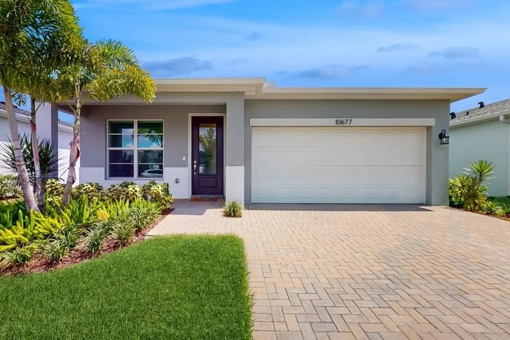 10677 SW Gloriana Street Port St Lucie FL 34987