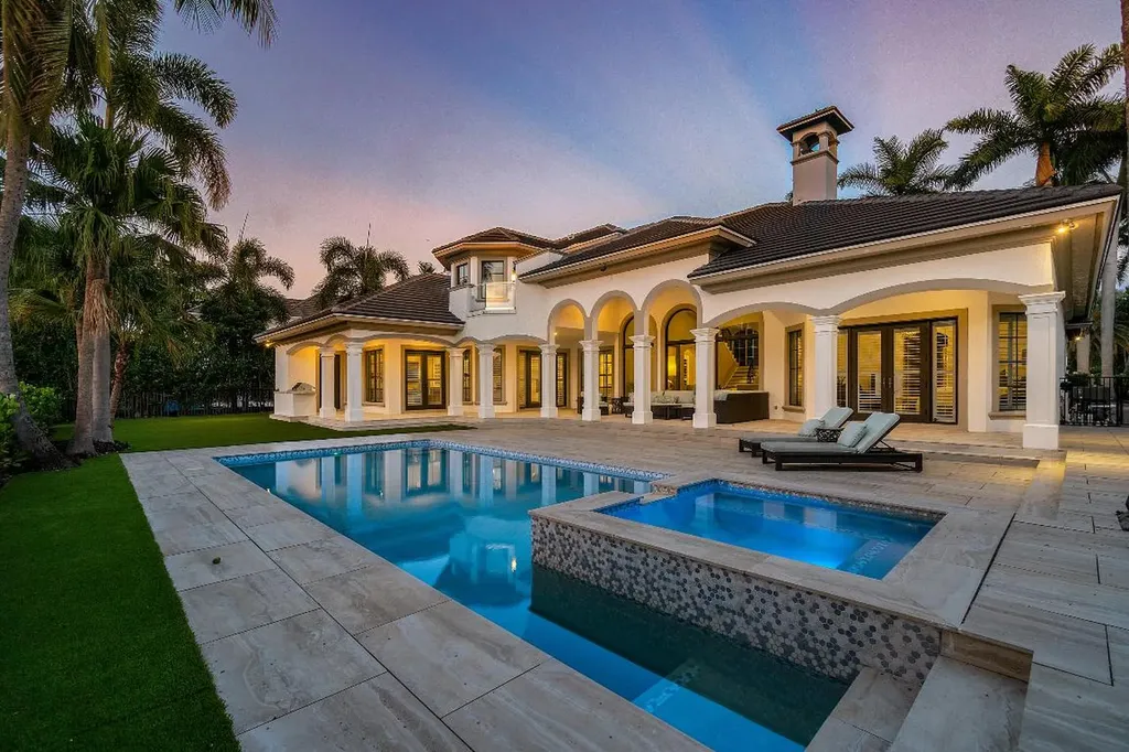 1655 Royal Palm Way Boca Raton FL 33432