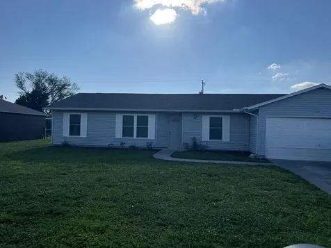 4104 SW 6th Place Cape Coral FL 33914