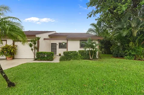 5 Mayfair Lane Boynton Beach FL 33426