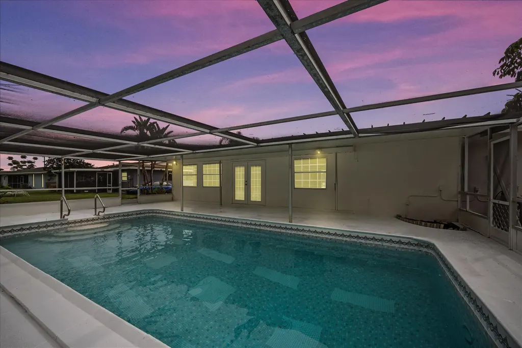 106 NW Airoso Boulevard Port St Lucie FL 34983