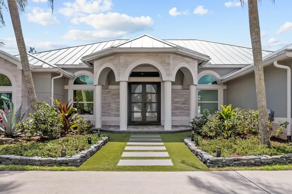 8790 Wendy Lane S West Palm Beach FL 33411