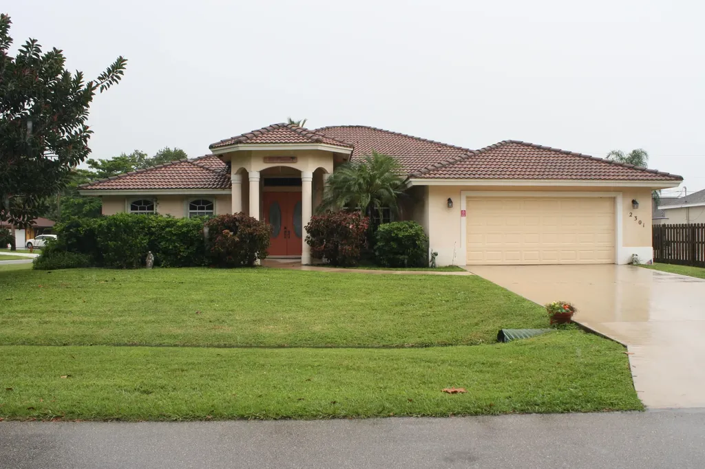 2301 SW Lejune Street Port St Lucie FL 34953