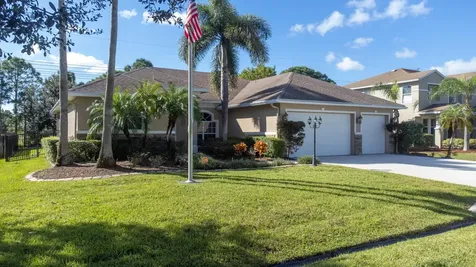 5804 NW Breezy Brook Court Port St Lucie FL 34986