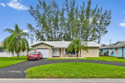10303 NW 83rd Street Tamarac FL 33321