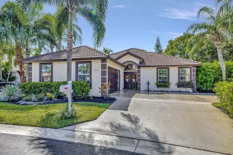 2734 Pointe Circle Greenacres FL 33413