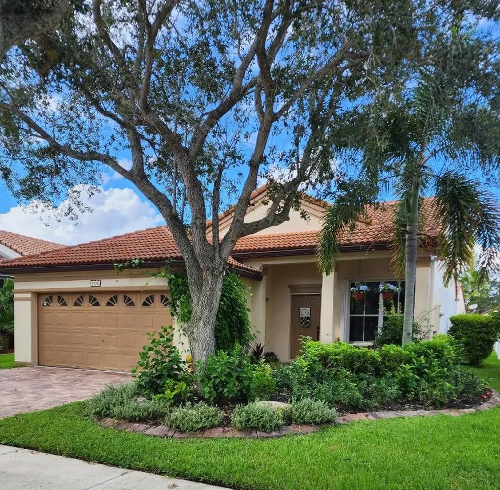 836 Falling Water Road Weston FL 33326