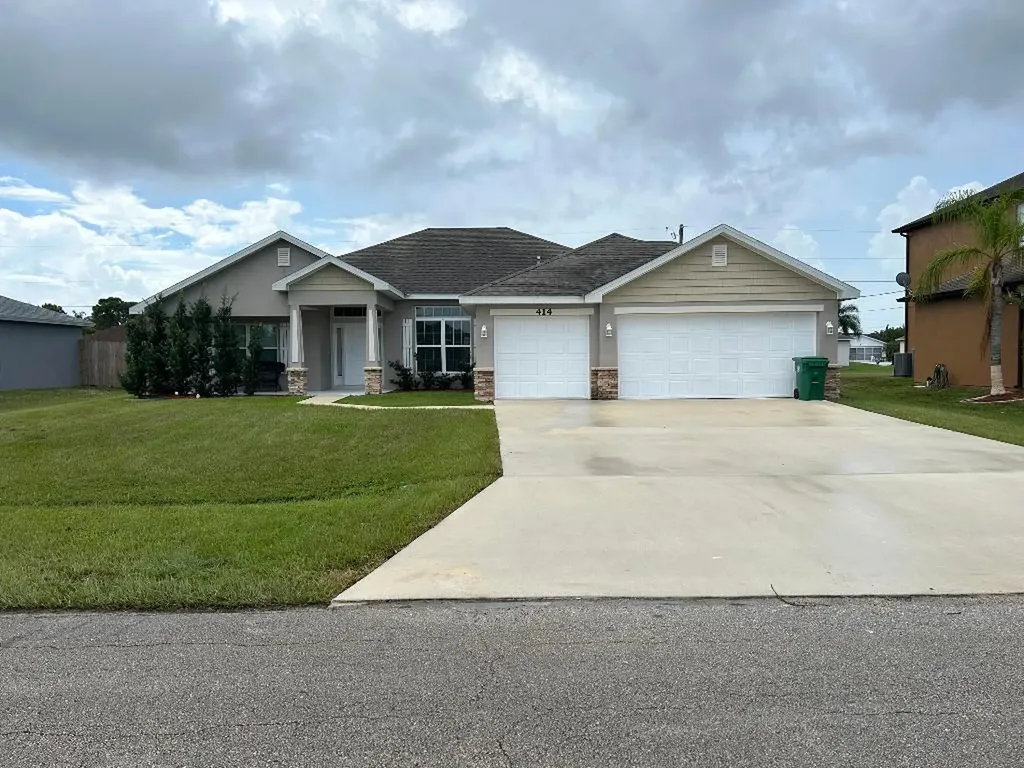 414 SW Ewing Avenue Port St Lucie FL 34983
