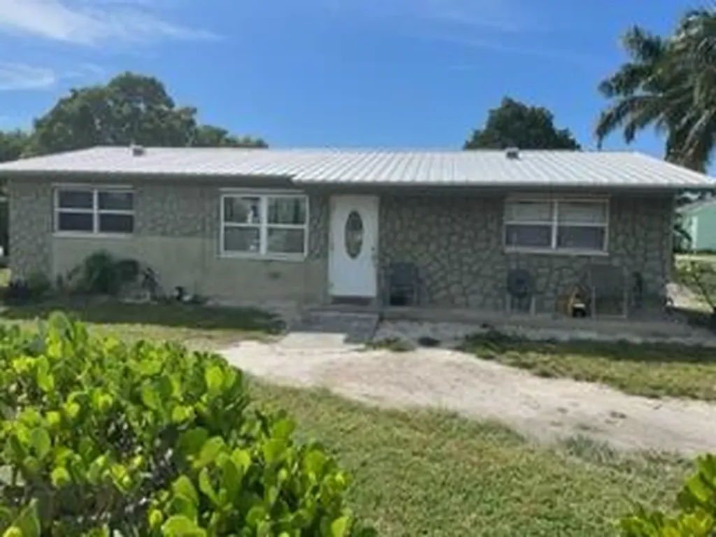 170 SW 7th Avenue South Bay FL 33493