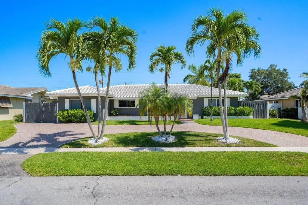 1351 SW 8th Street Boca Raton FL 33486
