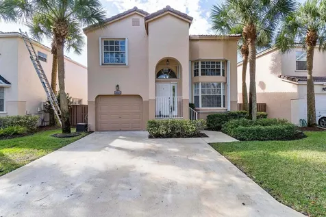 10724 NW 12th Manor Plantation FL 33322