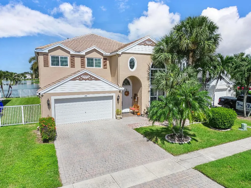 288 Berenger Walk Royal Palm Beach FL 33414