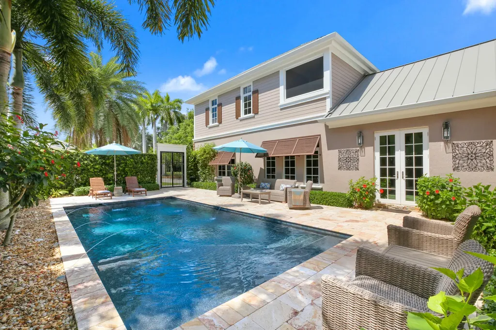 10323 SE Marigold Circle Hobe Sound FL 33455