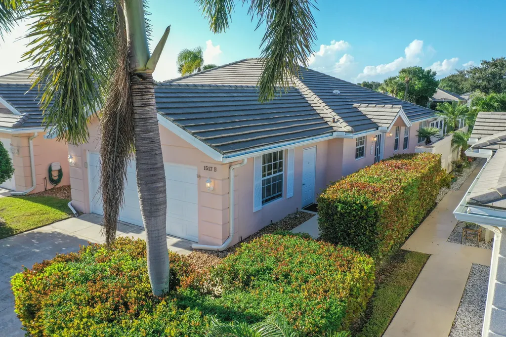 1517 NW Amherst Drive Port St Lucie FL 34986