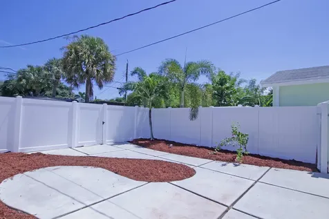 410 N J Street Lake Worth Beach FL 33460