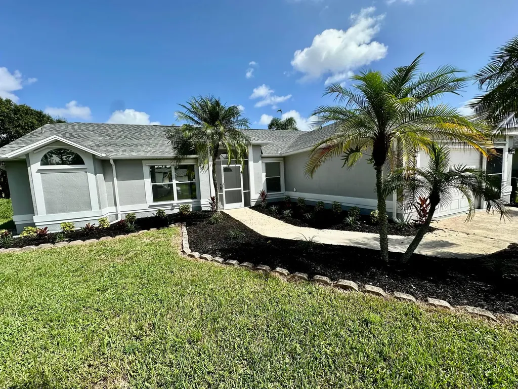 1985 SW Leafy Road Port St Lucie FL 34953