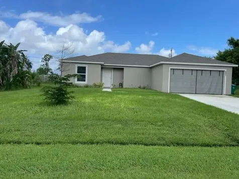 407 SW Lacroix Avenue Port St Lucie FL 34953