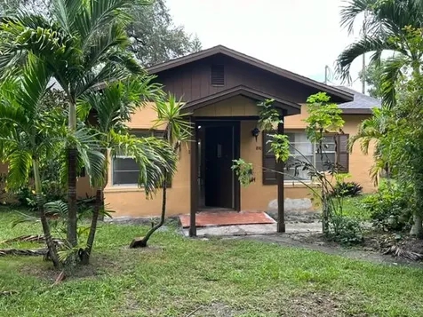 810 Beach Court Fort Pierce FL 34950