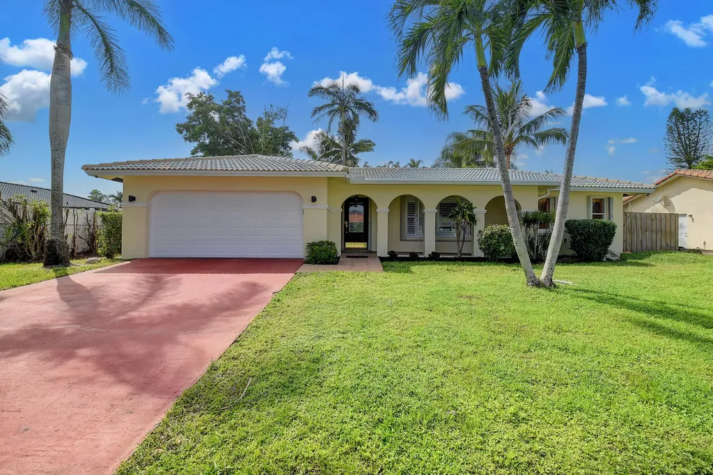 3245 NW 25th Terrace Boca Raton FL 33434