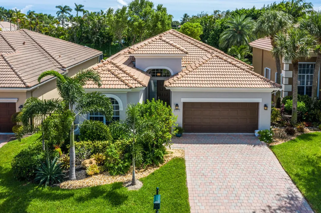 5743 Via De La Plata Circle Delray Beach FL 33484