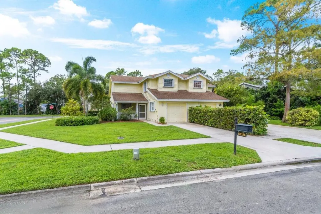 13212 Quiet Woods Road Wellington FL 33414
