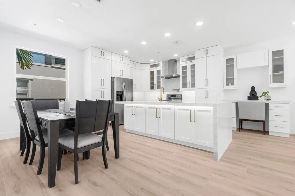 62 NW 3rd Avenue Delray Beach FL 33444