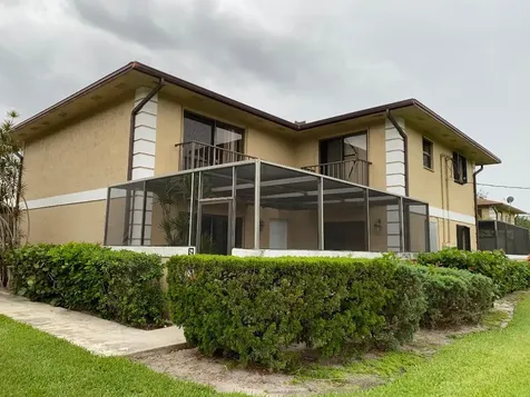 1458 N Lawnwood Circle Fort Pierce FL 34950
