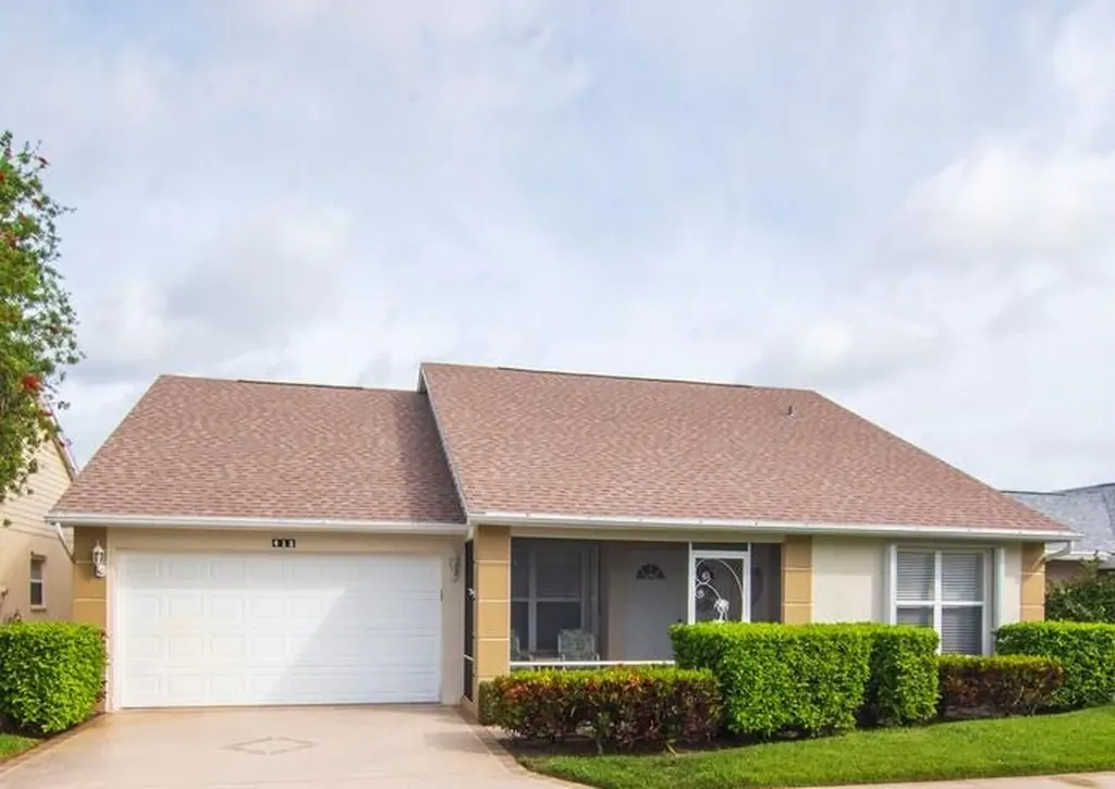 415 NW Tuscany Court Port St Lucie FL 34986