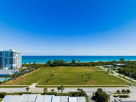 2600 N Highway A1a Hutchinson Island FL 34949