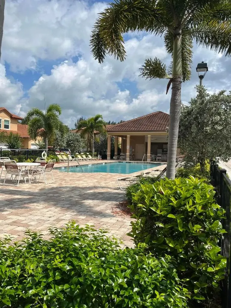 2800 65th Drive Vero Beach FL 32966