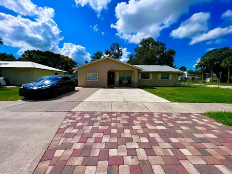 3215 Hibiscus Avenue Fort Pierce FL 34947