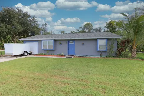 274 NE Brunson Court Port St Lucie FL 34983