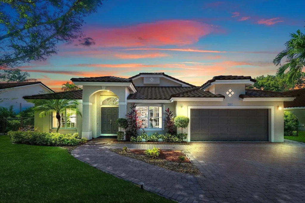 5661 NW 40th Terrace Coconut Creek FL 33073