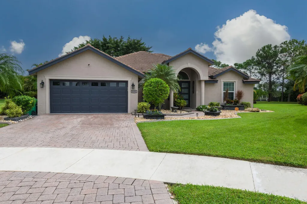 1232 SW Briarwood Drive Port St Lucie FL 34986