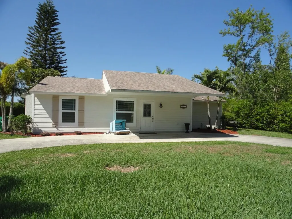 1057 SW Abingdon Avenue Port St Lucie FL 34953