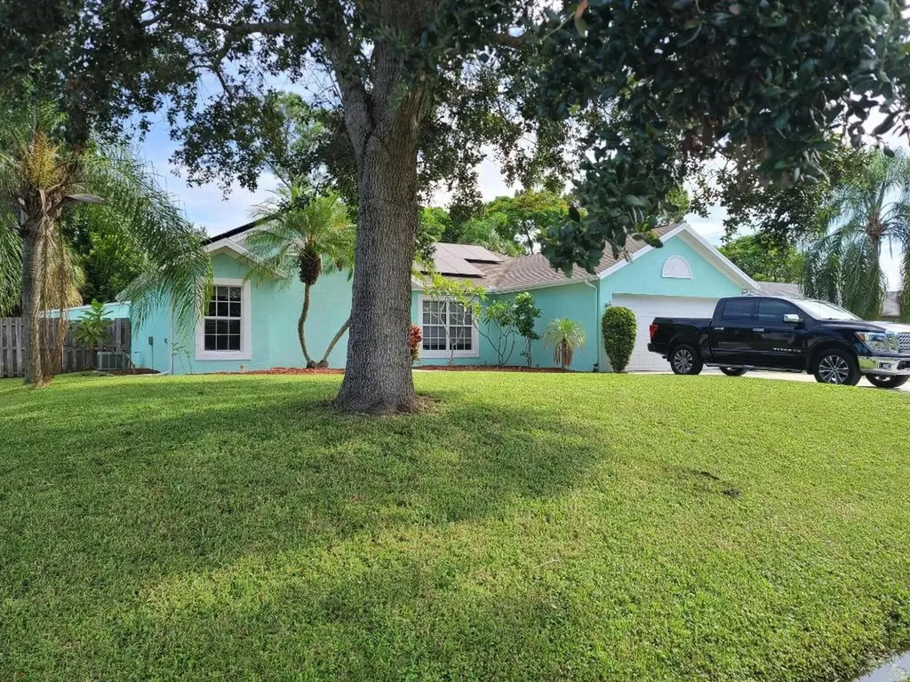 1231 SW Porter Road Port St Lucie FL 34953
