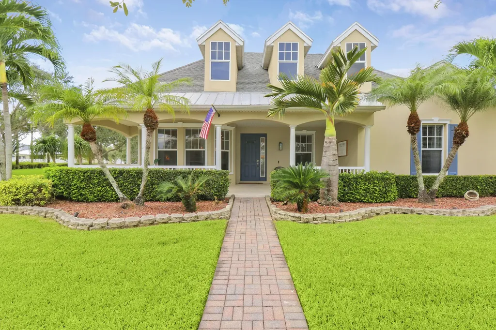 10691 SW Westlawn Boulevard Port St Lucie FL 34987