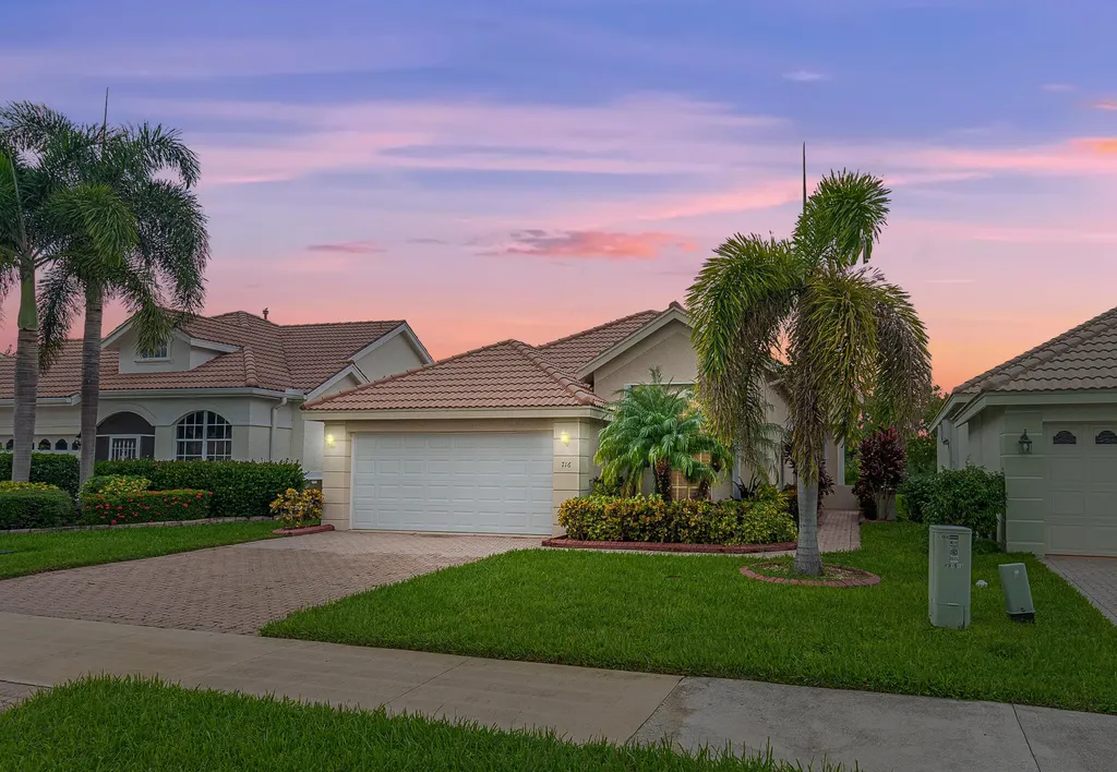 716 SW Aruba Bay Port St Lucie FL 34986