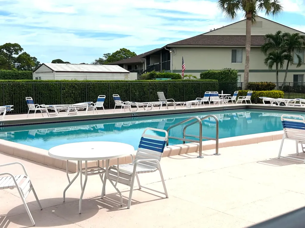 6392 Chasewood Drive Jupiter FL 33458