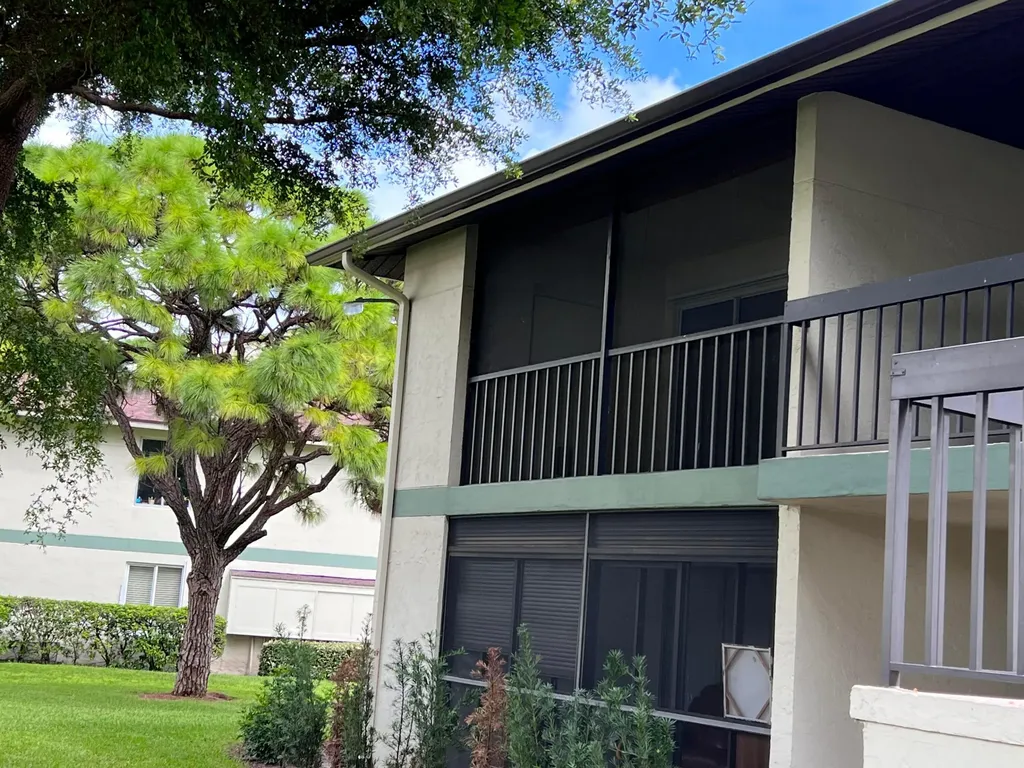 6392 Chasewood Drive Jupiter FL 33458