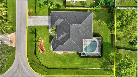 1098 SW Mantilla Avenue Port St Lucie FL 34953