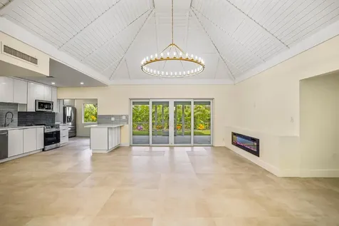6201 White Oak Lane Tamarac FL 33319